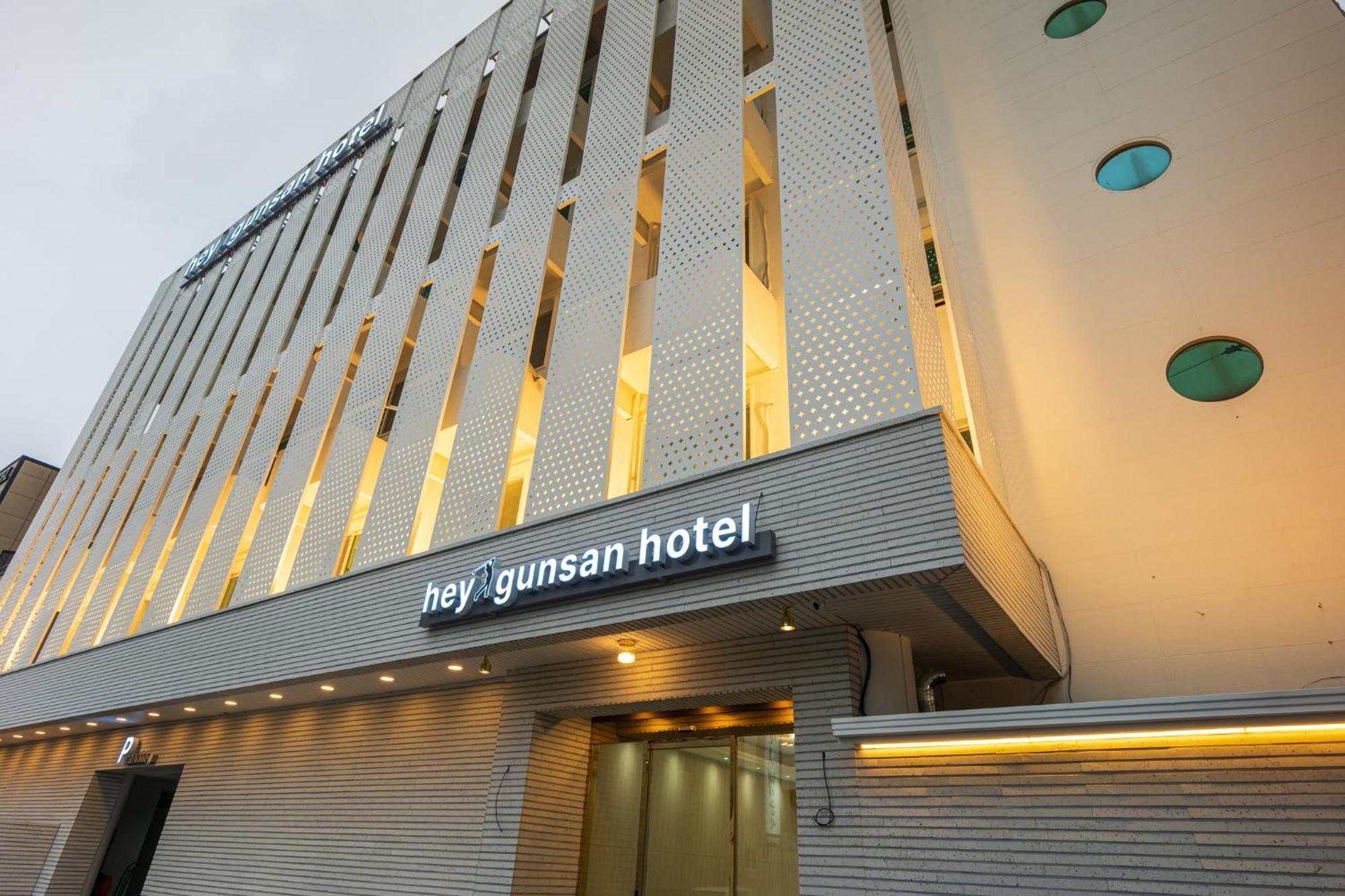 Hey Gunsan Hotel ภายนอก รูปภาพ